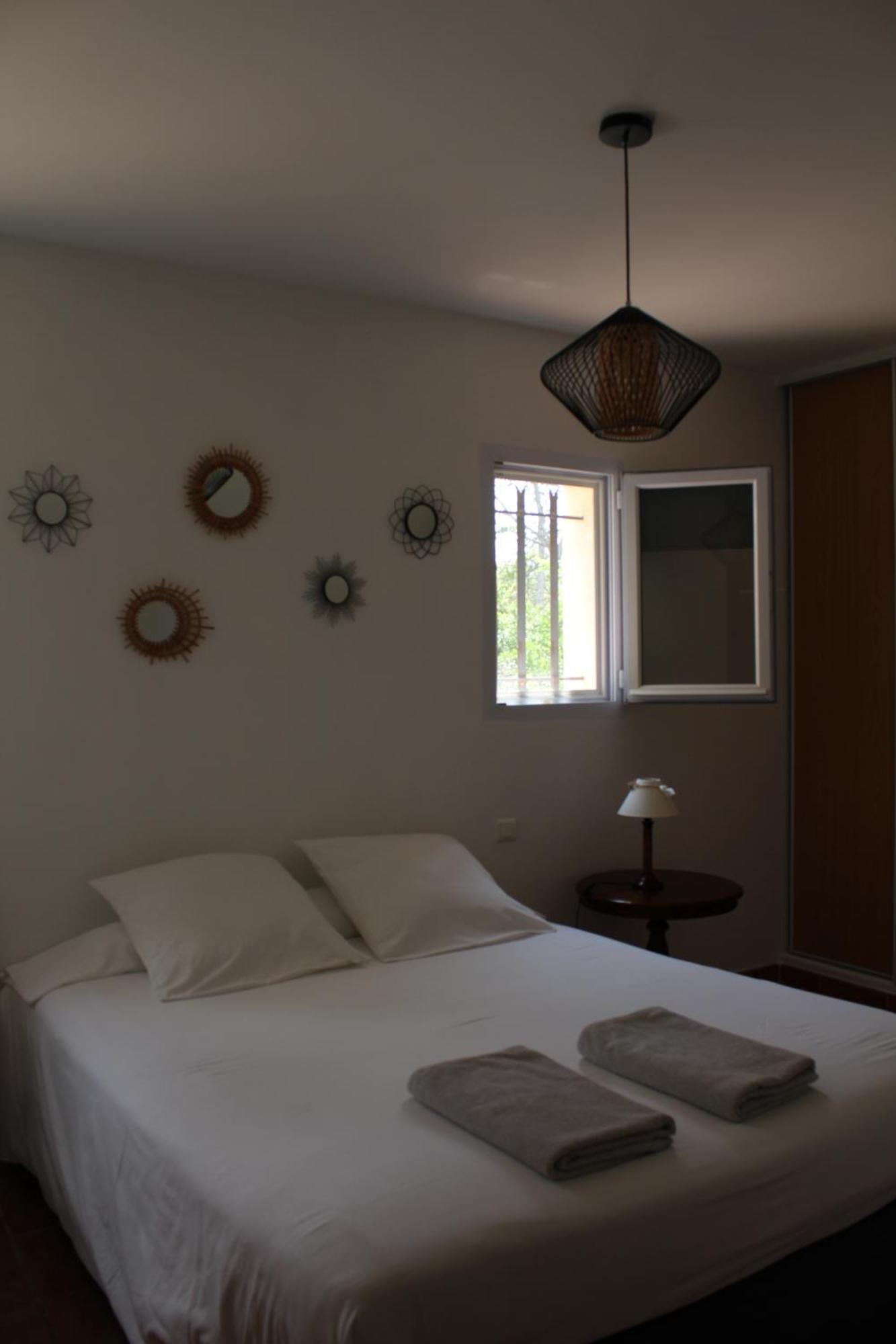 Bastide Saint Bernard Bed & Breakfast Le Thoronet Exterior foto