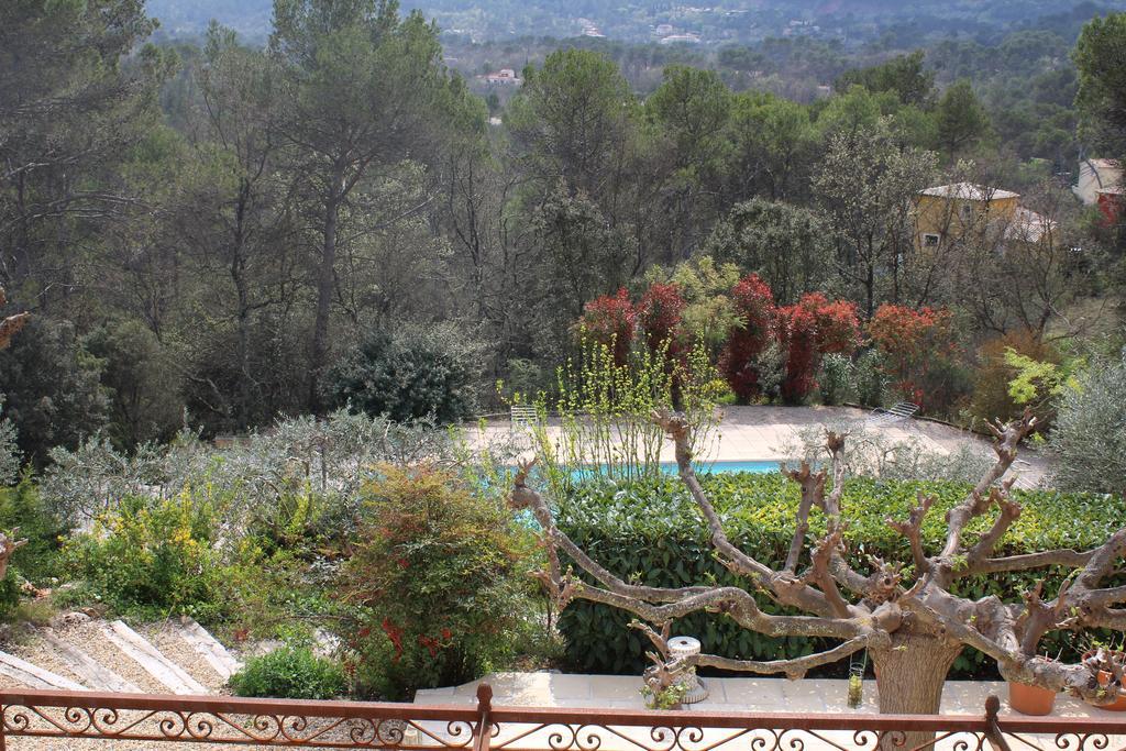 Bastide Saint Bernard Bed & Breakfast Le Thoronet Exterior foto