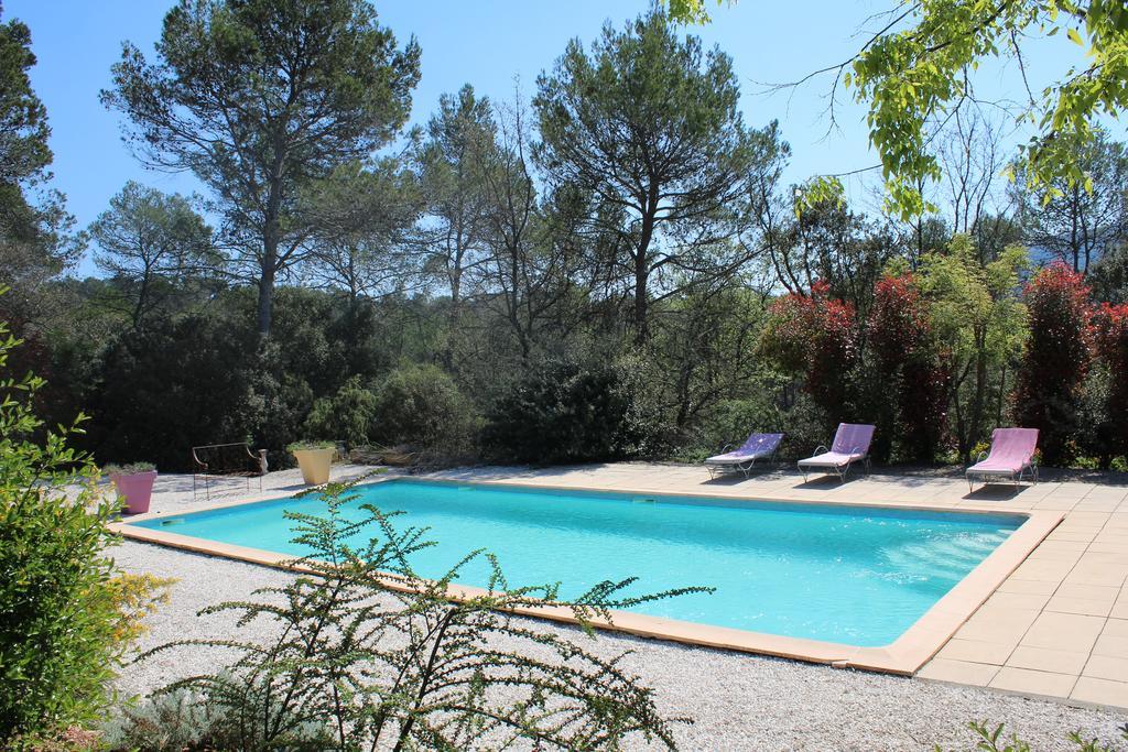 Bastide Saint Bernard Bed & Breakfast Le Thoronet Exterior foto